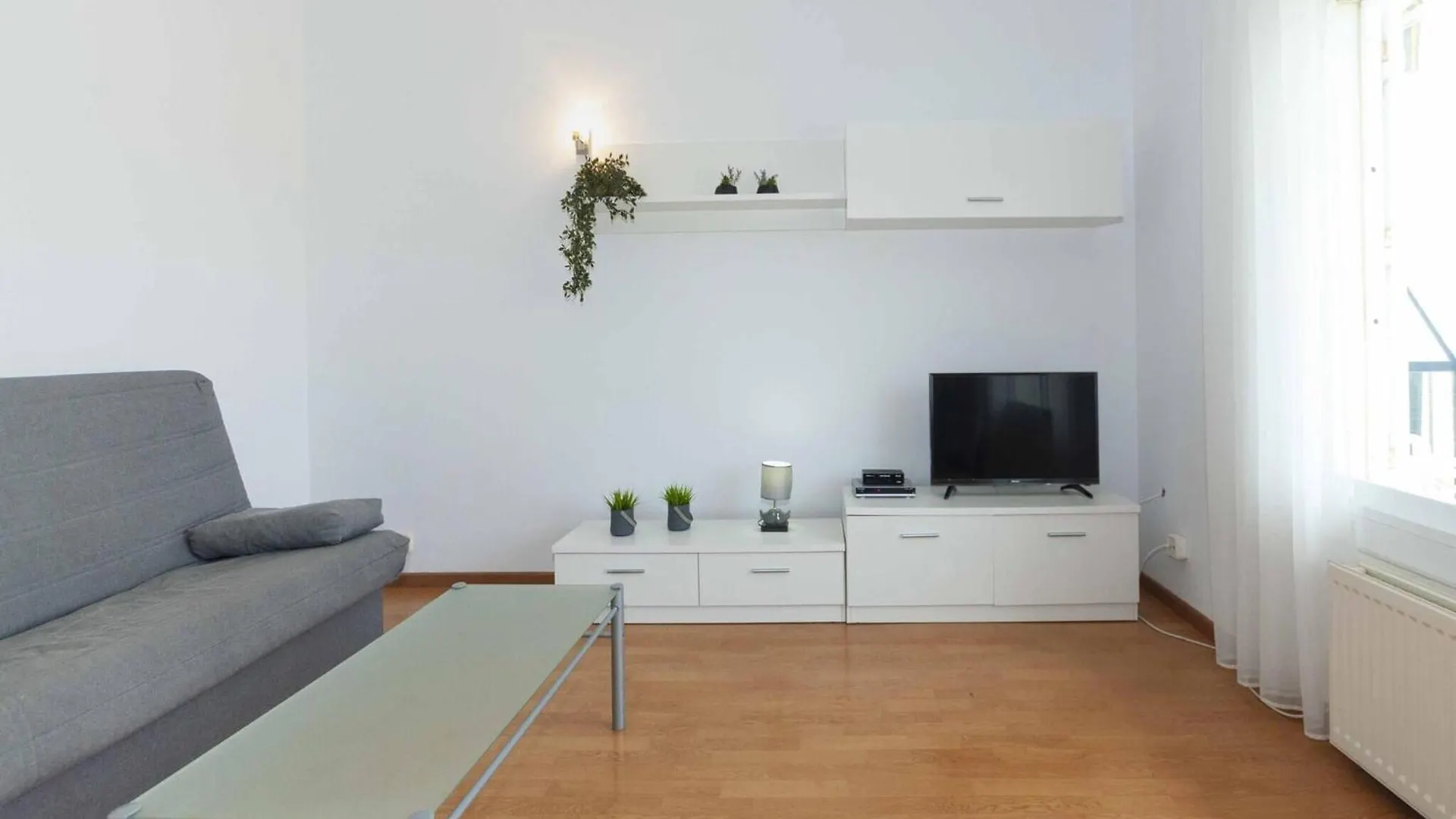 Apartment In Roses With Swimming Pool Spain